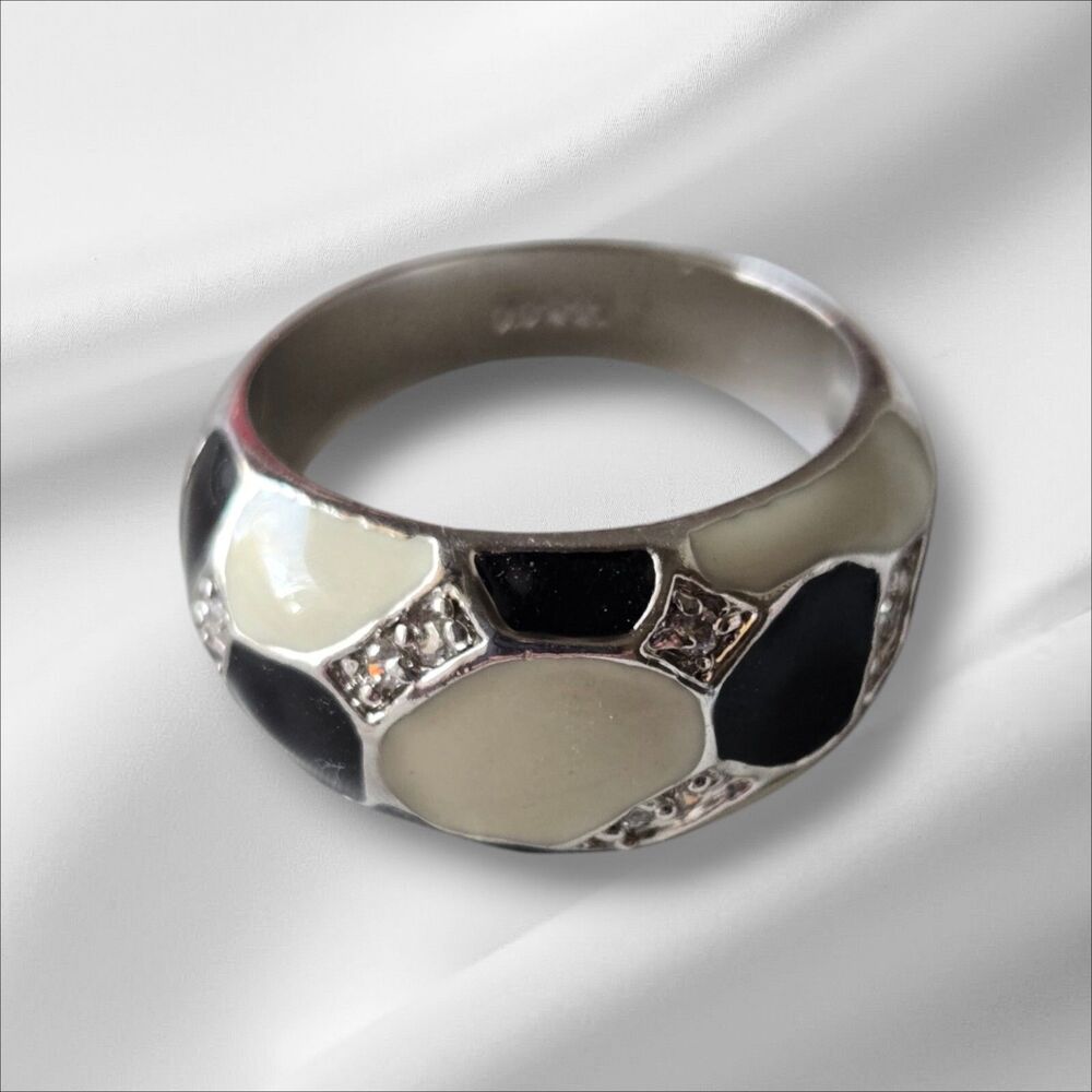 Vintage Art Deco Black And White Enamel Ring With Sparkling Stones. Size 9.